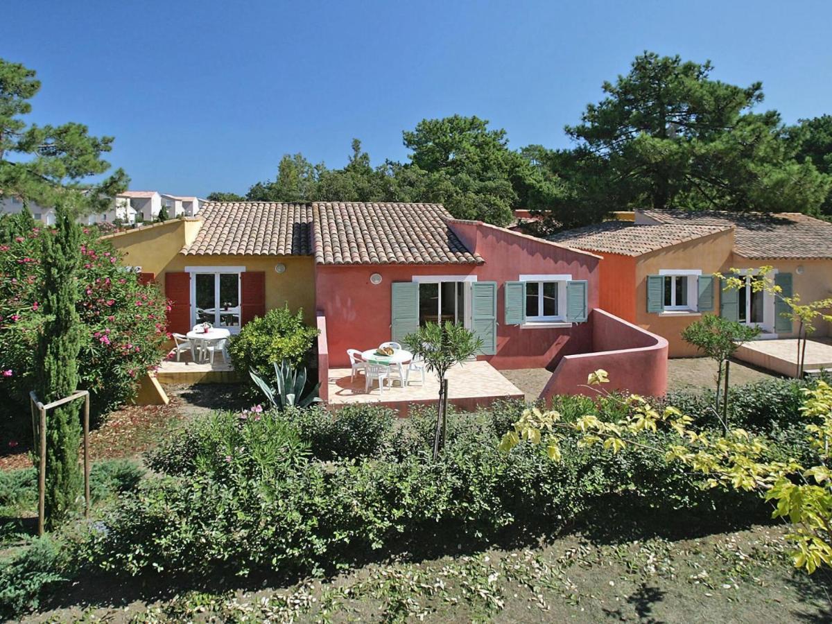 Apartment Near The Sea, Borgo-Plage بورجو المظهر الخارجي الصورة