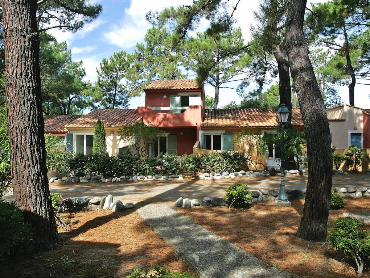 Apartment Near The Sea, Borgo-Plage بورجو المظهر الخارجي الصورة